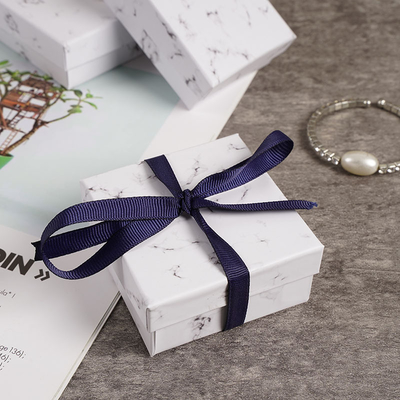 Piccolo contenitore di regalo marmorizzato dei gioielli per gli orecchini Ring Necklace Bracelet
