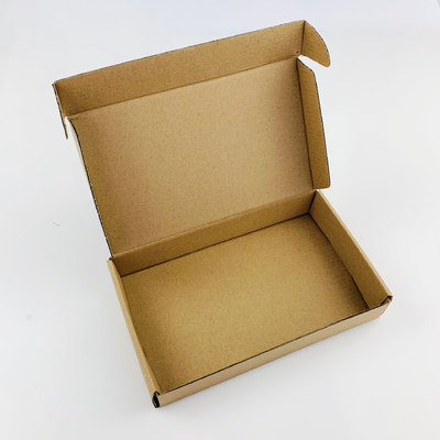Custom E-Commerce Premium Brand Packing Craft Paper Mailer Box di imballaggio per abiti abiti