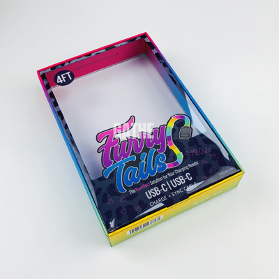 Disegno di scatola personalizzato Scatola trasparente in plastica in PVC con display a finestra Prodotti elettronici Scatole di imballaggio per caricabatterie Cavo dati USB